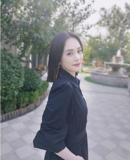 阿娇吃瓜图片大全集视频,揭秘娱乐圈幕后真相