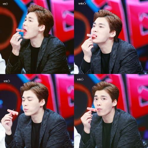 李易峰和网红吃瓜视频,吃瓜视频引发网友热议