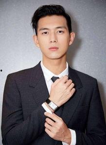 李现吃瓜群众视频,揭秘明星私下趣味瞬间